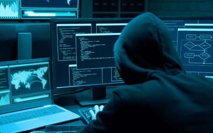Attacco hacker ai siti di sei banche italiane